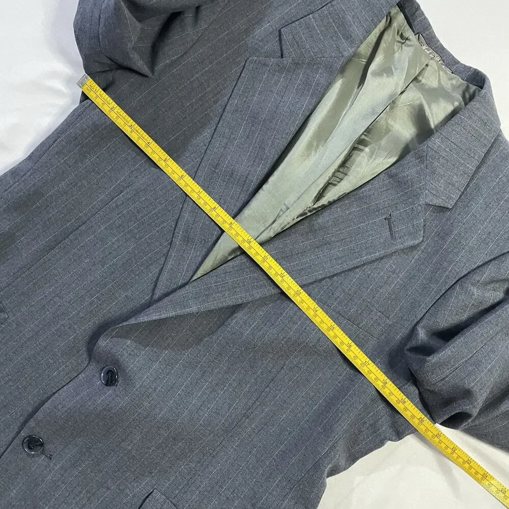 Vintage Levi’s Business Class Gray Pinstripe Blazer Sport Coat Mens 42L USA Made